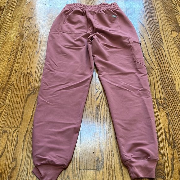 Figs High Waisted Zamora Joggers - Picture 14 of 15